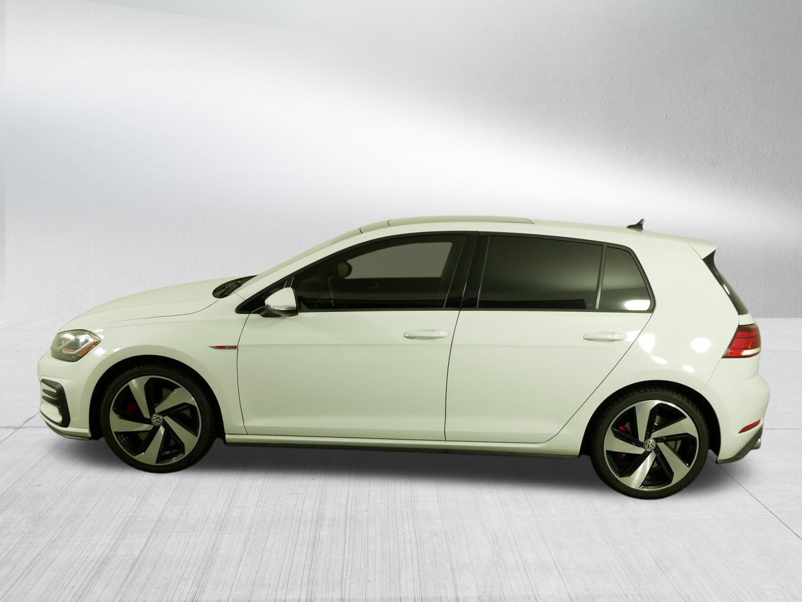 2018 Volkswagen Golf GTI SE photo 4