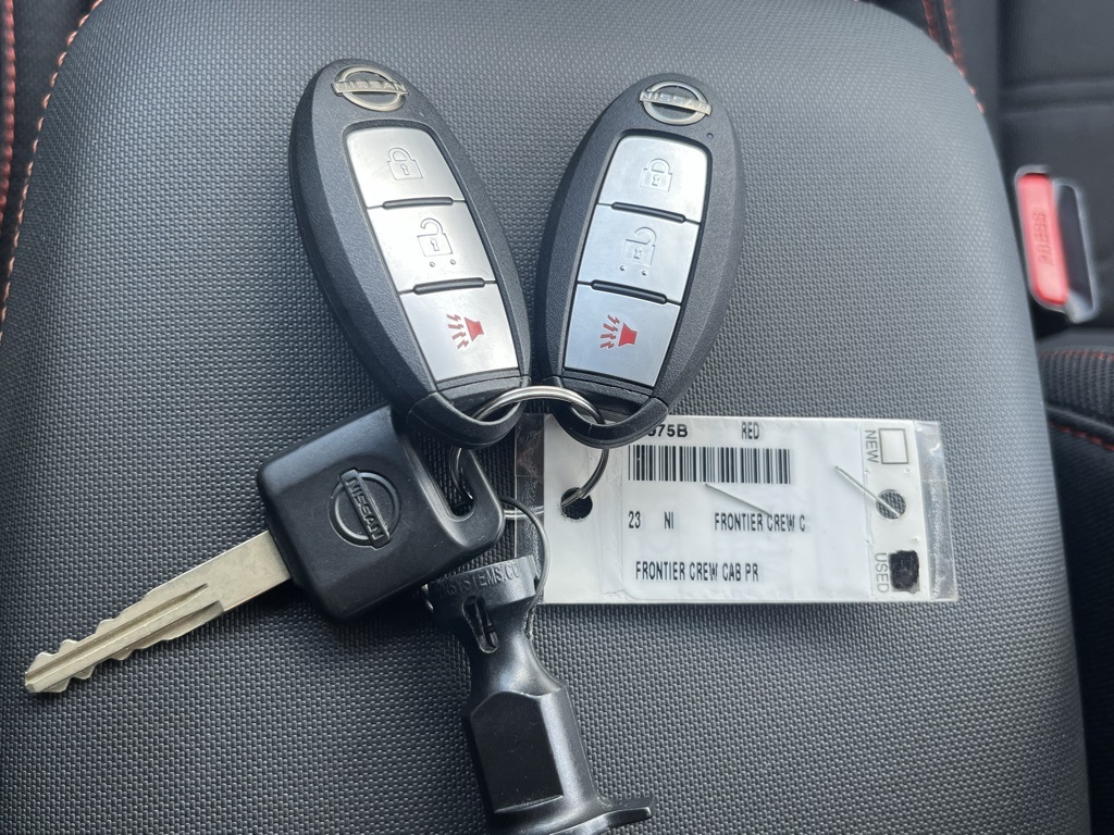 2023 Nissan Frontier PRO-4X photo 20