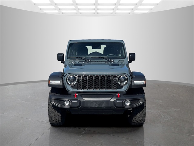 2024 Jeep Wrangler Rubicon photo 2