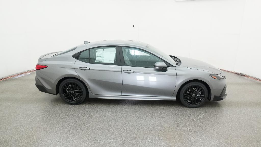 2025 Toyota Camry SE photo 23