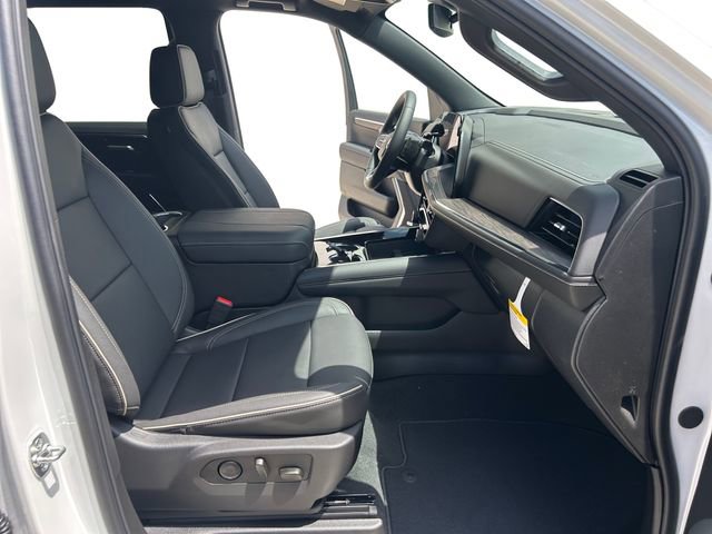 2025 Chevrolet Tahoe Premier photo 21