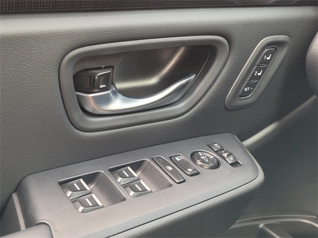 2025 Honda Pilot Black Edition photo 18