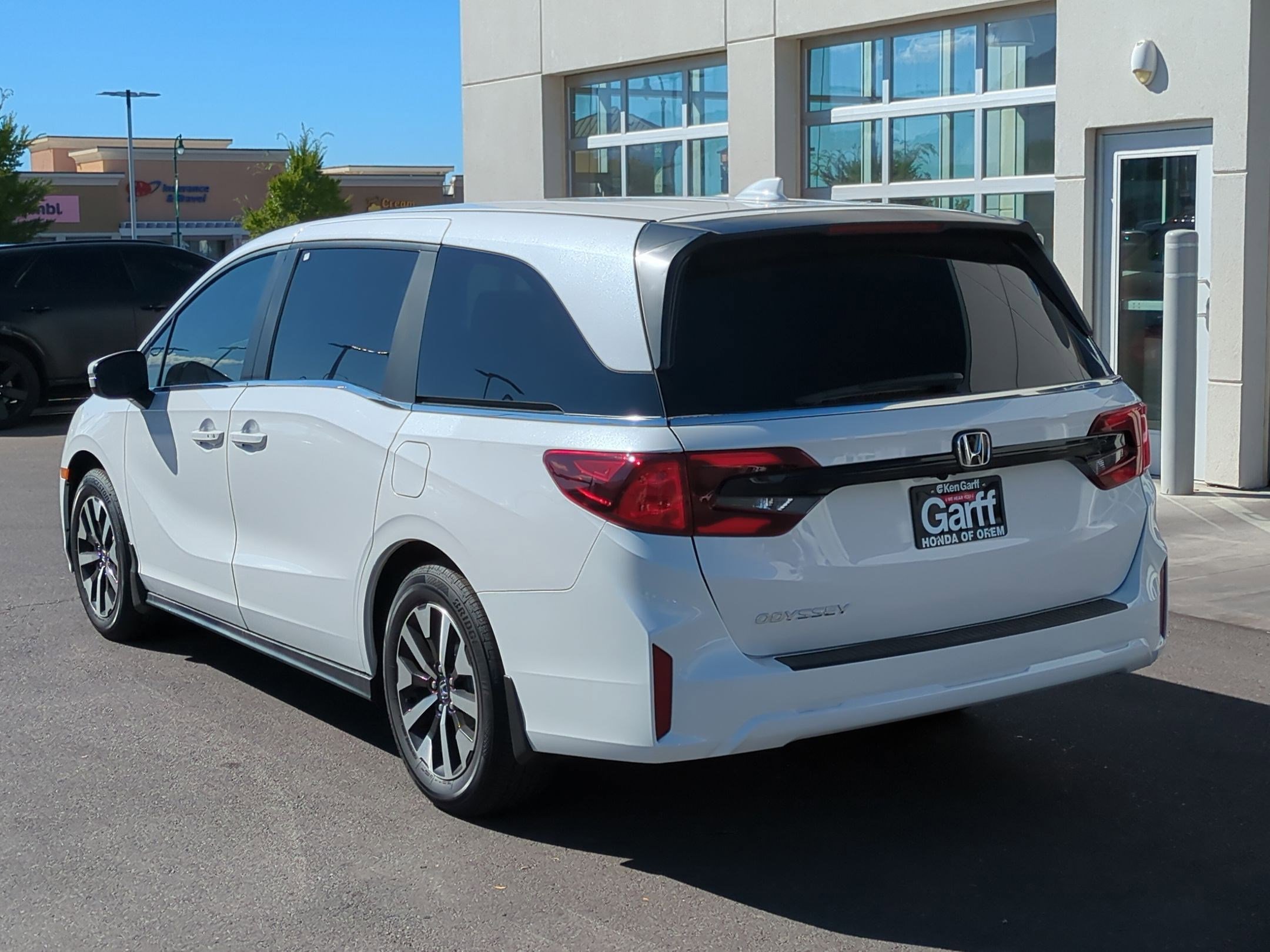 2026 Honda Odyssey EX-L photo 5