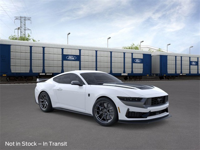 2025 Ford Mustang Dark Horse