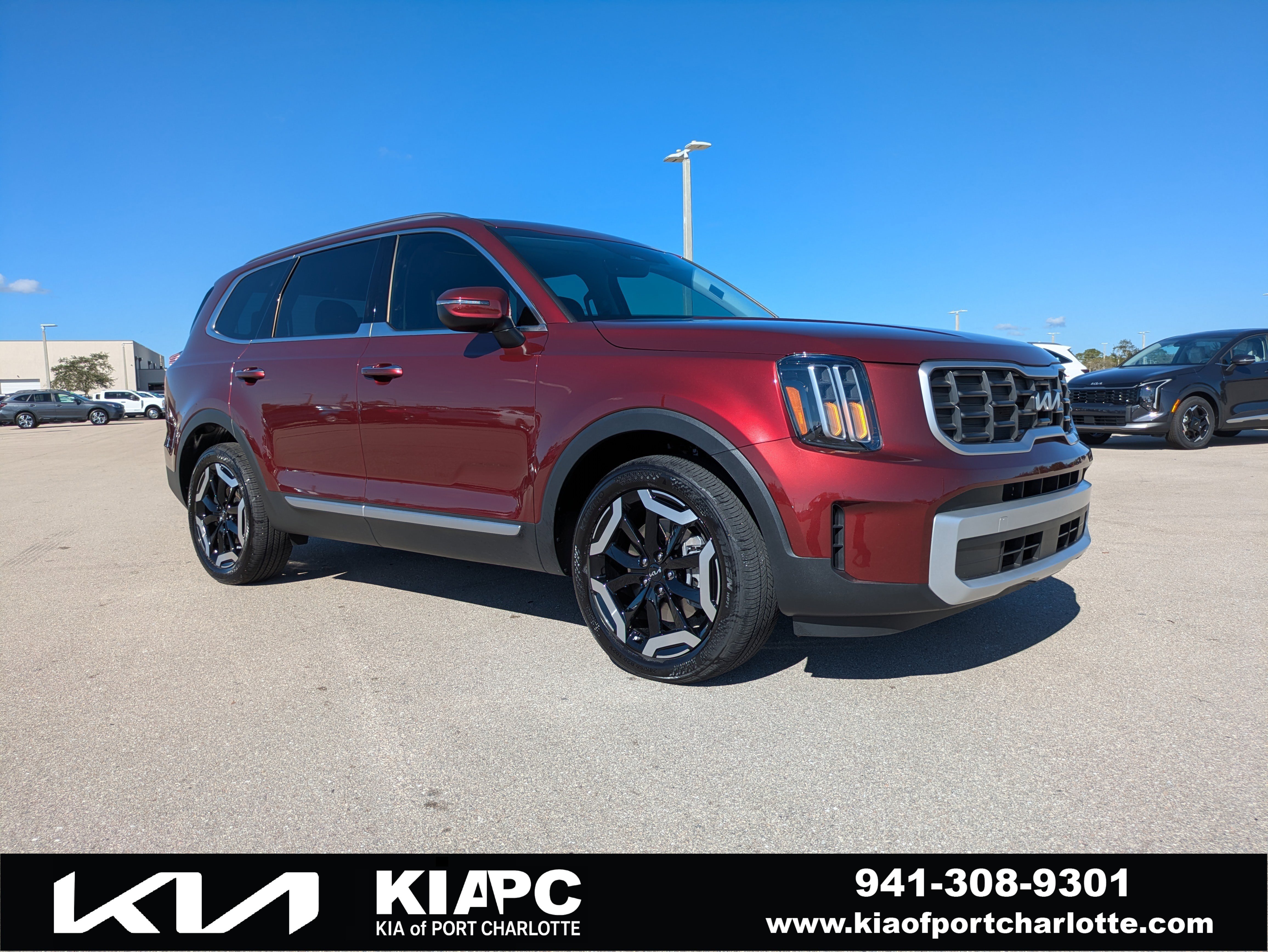 2024 Kia Telluride S's photo