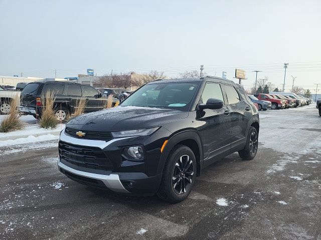 2022 Chevrolet Trailblazer LT photo 3