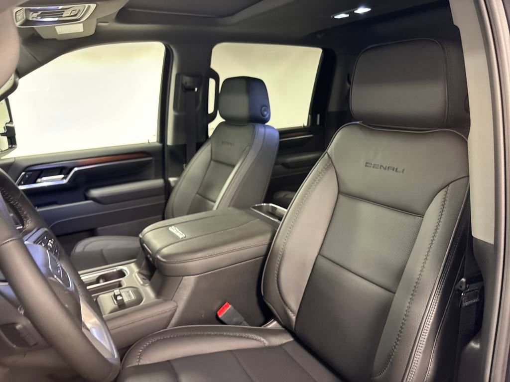 2025 Gmc Sierra 2500 HD Denali photo 18