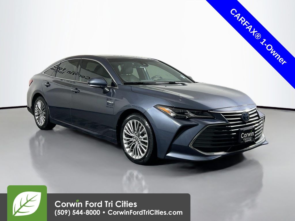 2021 Toyota Avalon Limited's photo