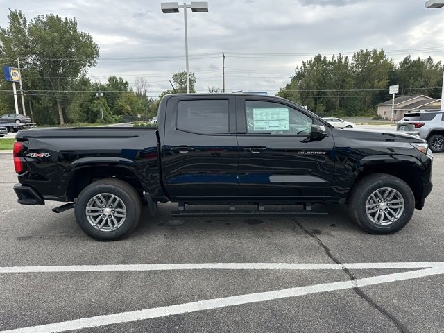 2026 Chevrolet Colorado LT photo 4