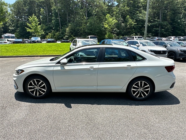 2025 Volkswagen Jetta 1.5T SE photo 4