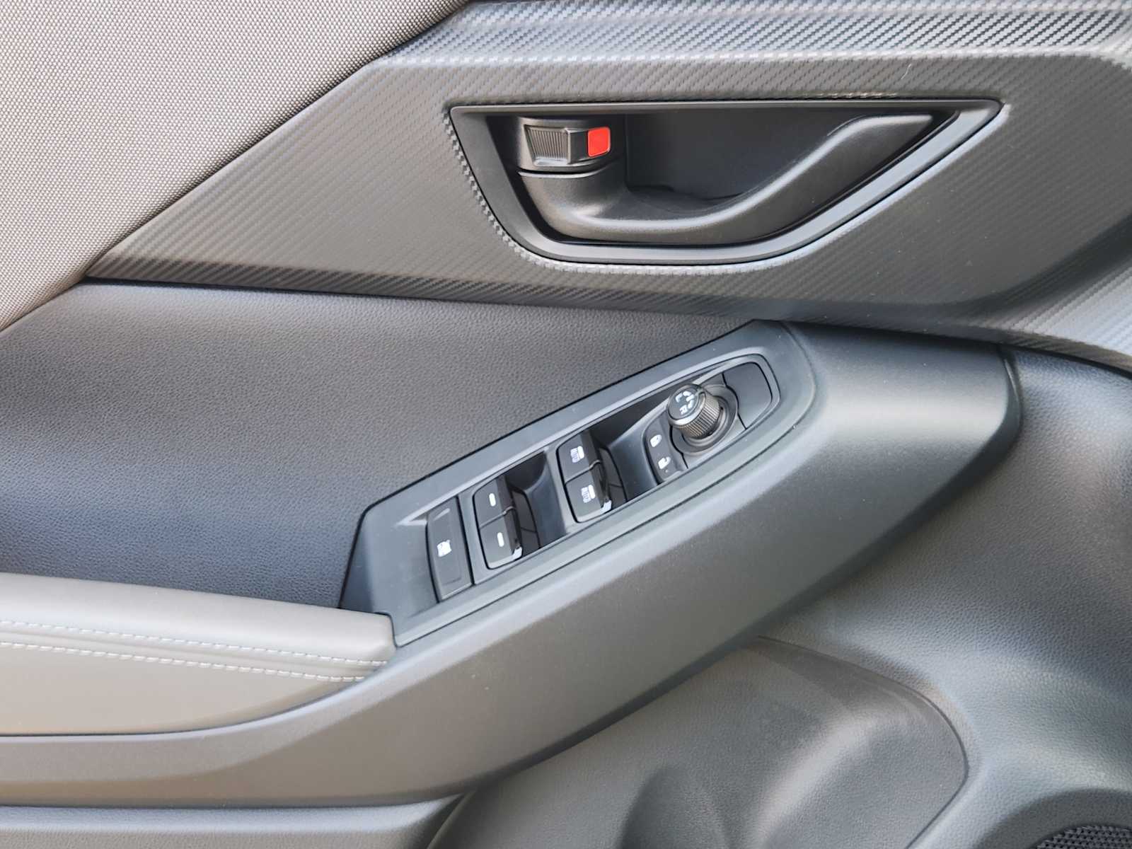 2025 Subaru Crosstrek Premium photo 17