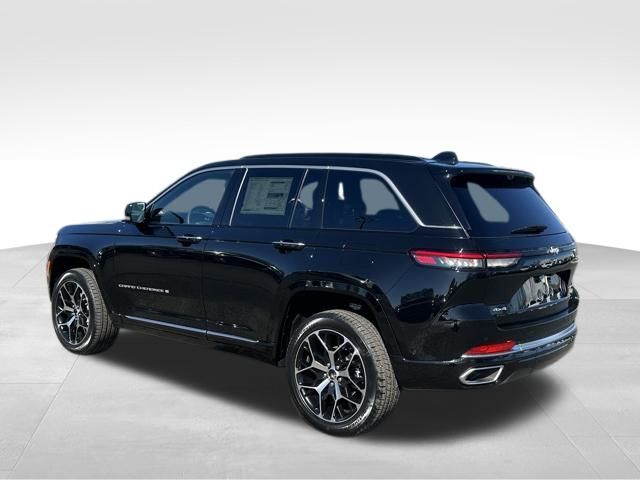 2025 Jeep Grand Cherokee Summit Reserve photo 5