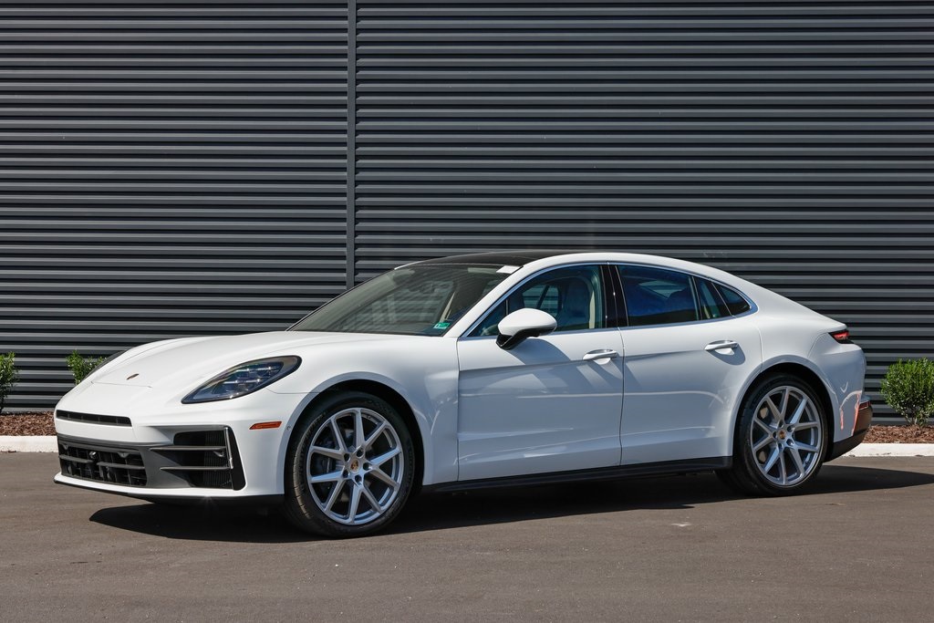 2026 Porsche Panamera Base