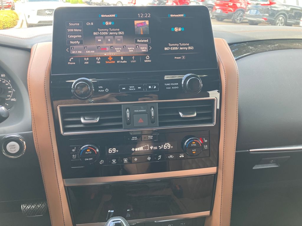 2024 Infiniti QX80 Sensory photo 6