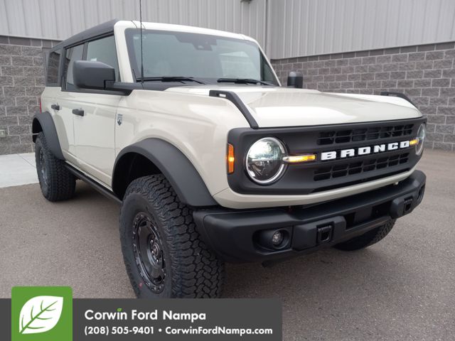 2025 Ford Bronco 4-Door Big Bend's photo