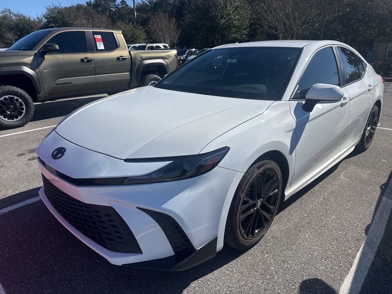 2025 Toyota Camry SE