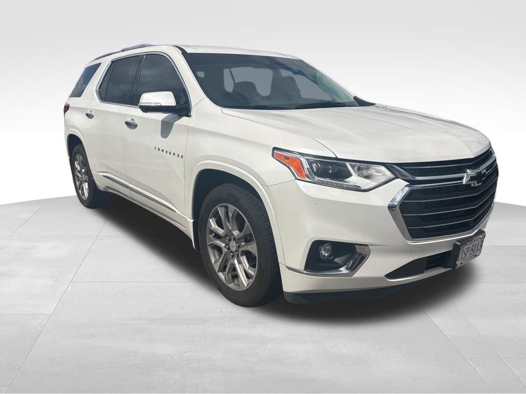 2020 Chevrolet Traverse Premier photo 3