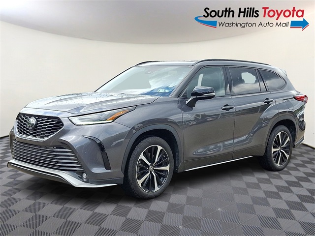 Certified Pre-Owned 2022 Toyota Highlander XSE 4D Sport Utility in