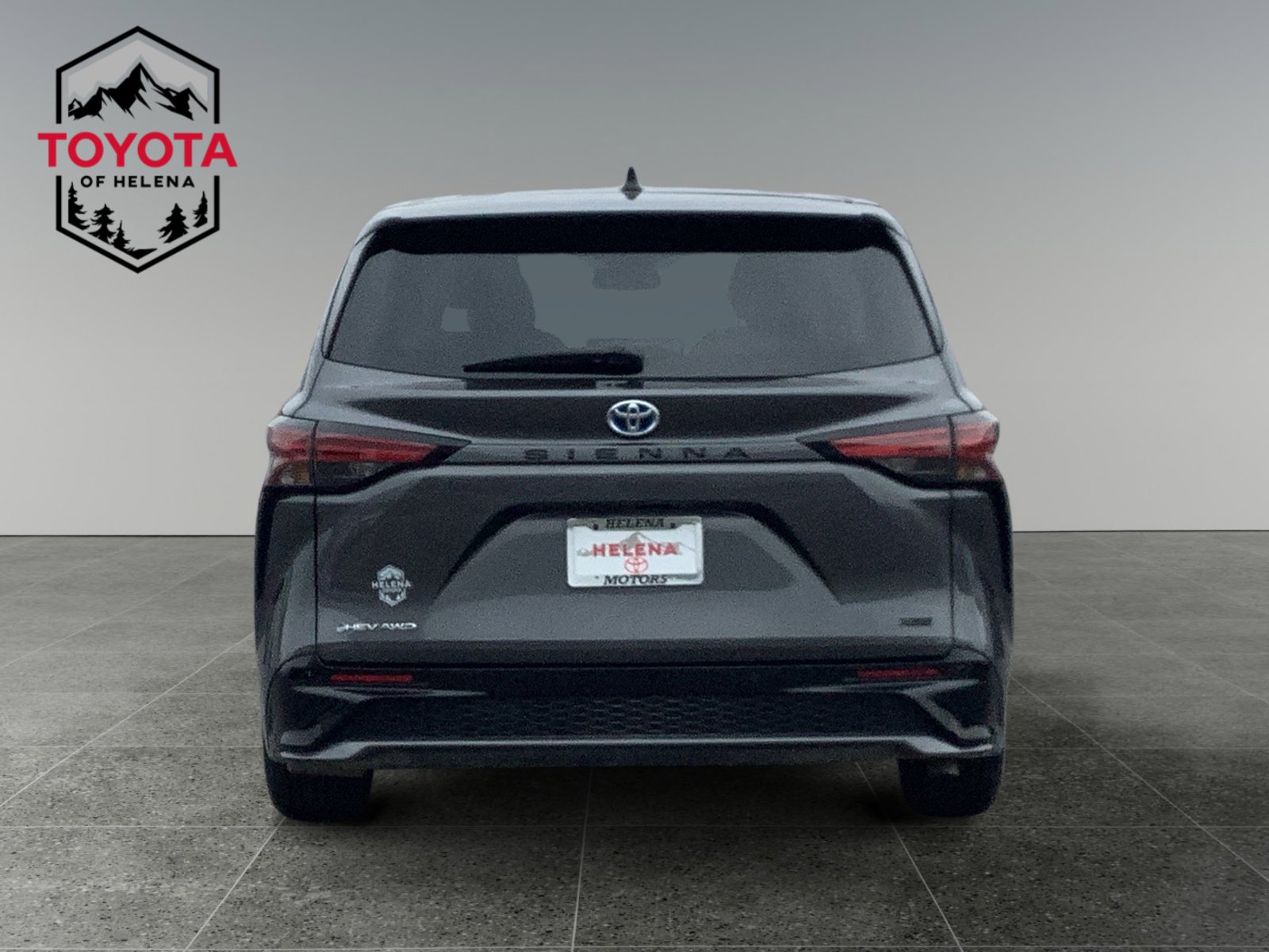 2025 Toyota Sienna XSE photo 4