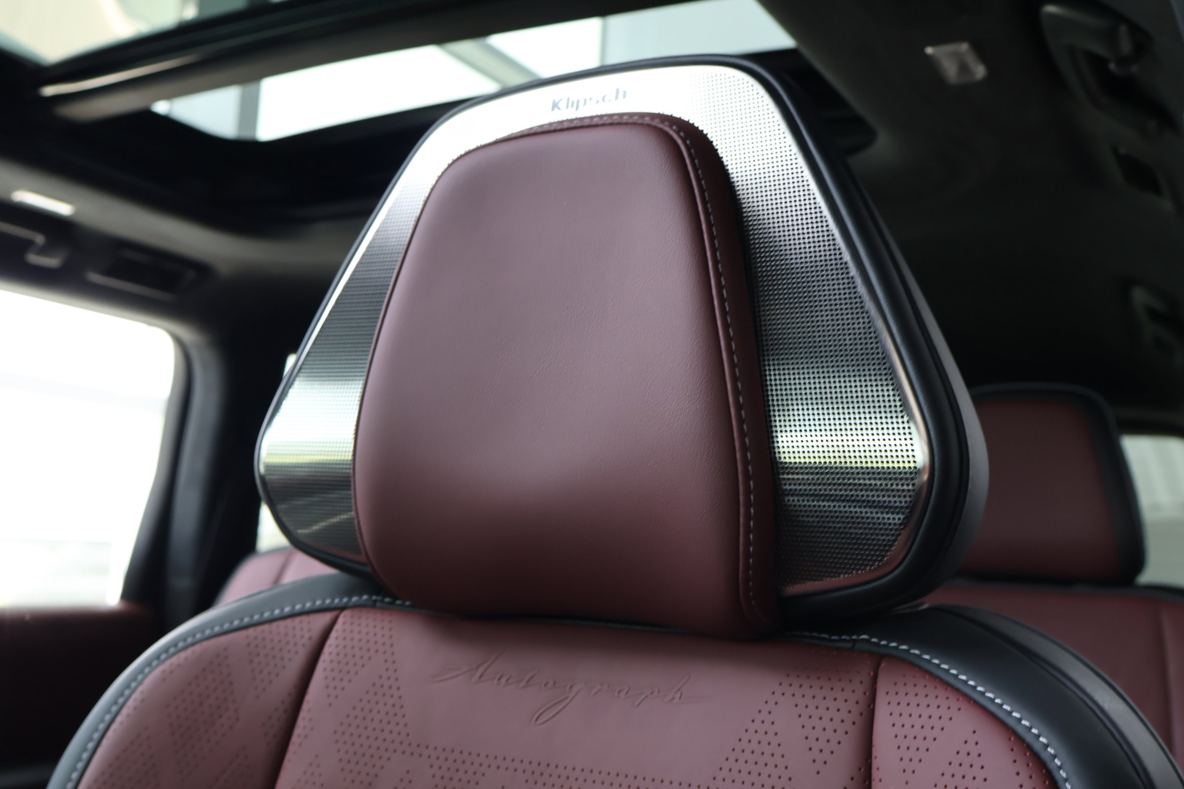 2026 Infiniti QX80 photo 14
