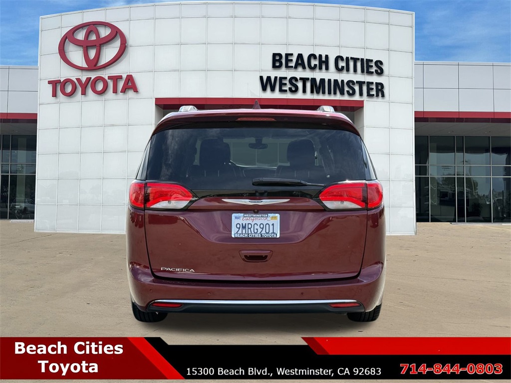 2020 Chrysler Pacifica Touring L photo 10