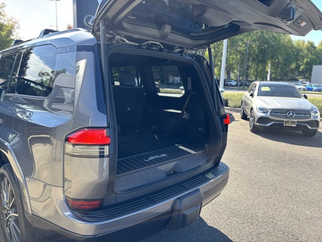 2024 Lexus GX 550 Luxury photo 24