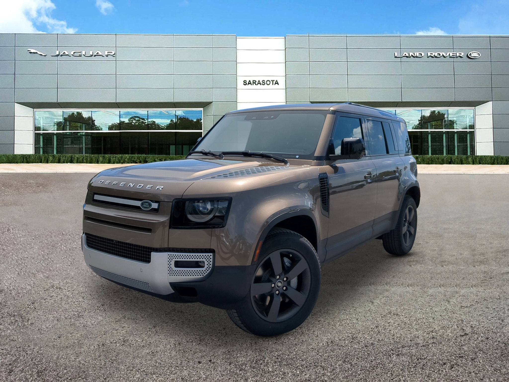 2025 Land Rover Defender S's photo