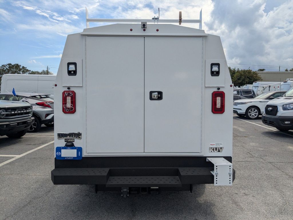 2026 Ford E-350 Base photo 4