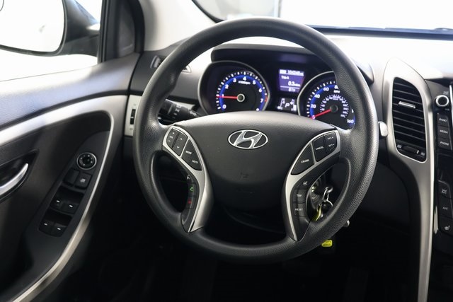 2016 Hyundai Elantra GT Base photo 10