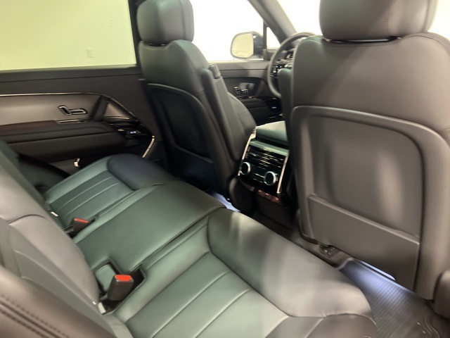 2025 Land Rover Range Rover Sport SE photo 25