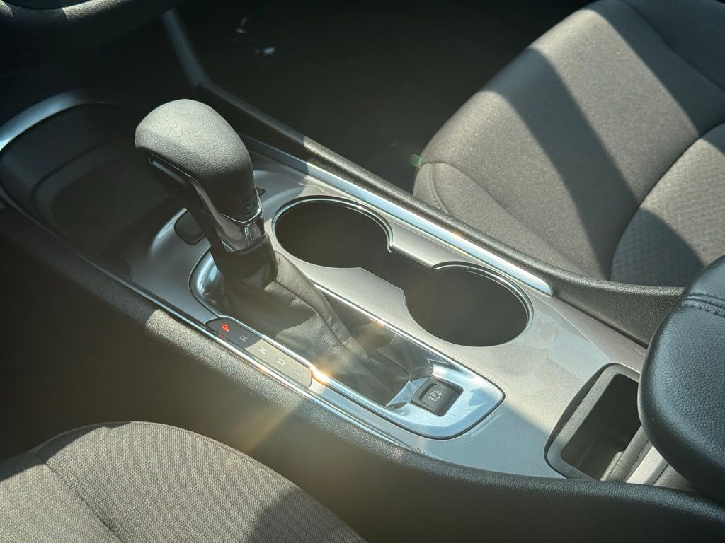 2023 Chevrolet Malibu 1LT photo 17