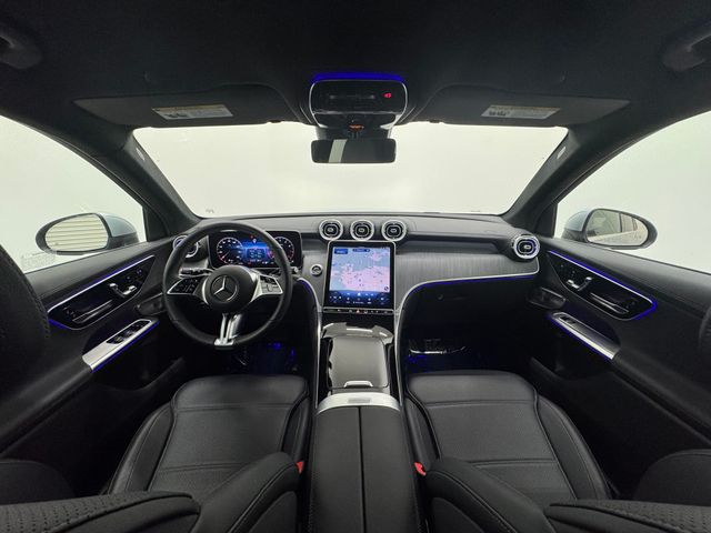 2025 Mercedes Benz GLC 300 photo 17