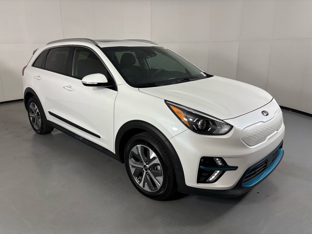 Used 2020 Kia Niro EX Premium with VIN KNDCE3LG6L5073213 for sale in Scottsdale, AZ