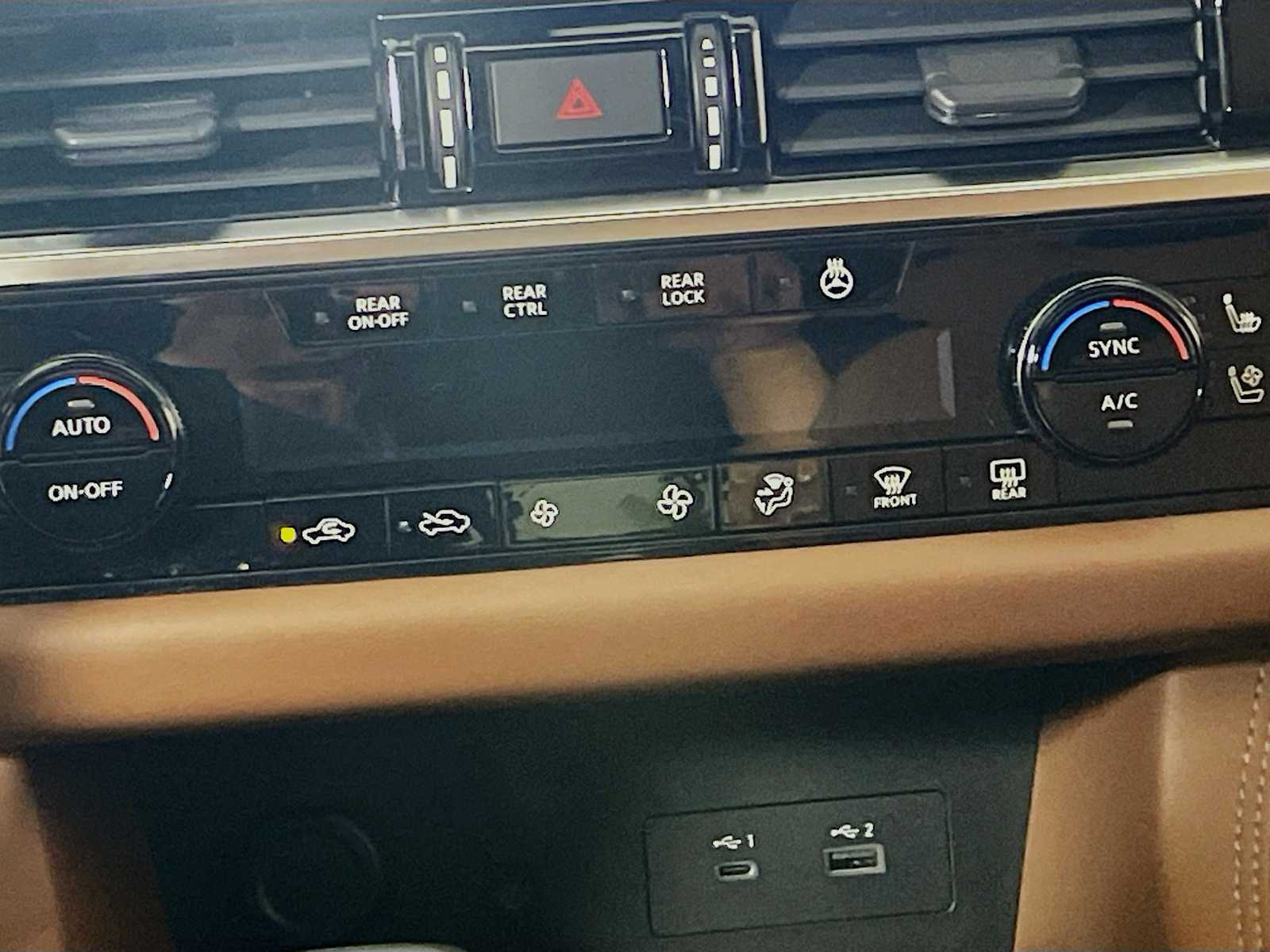 2022 Nissan Pathfinder Platinum photo 14