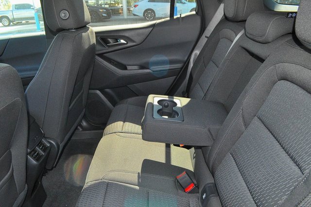 2025 Chevrolet Equinox LT photo 13
