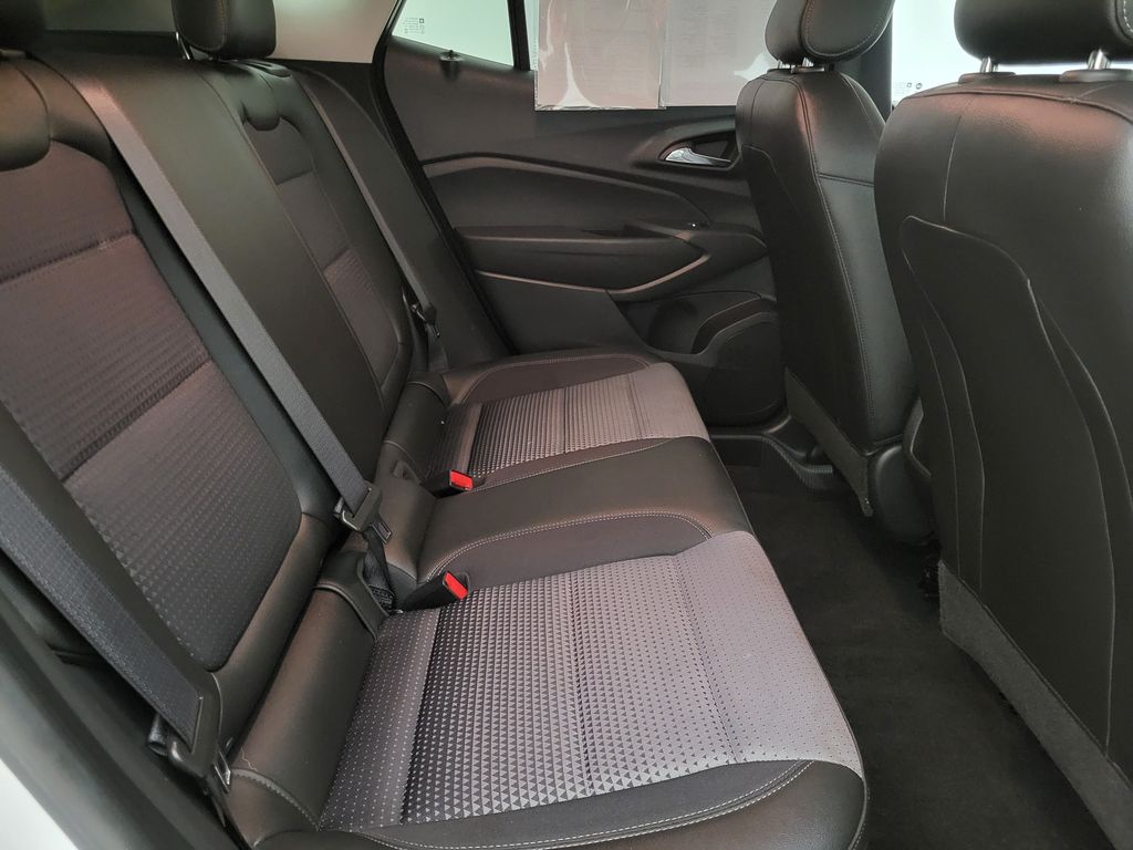 2024 Chevrolet Trax LT photo 27