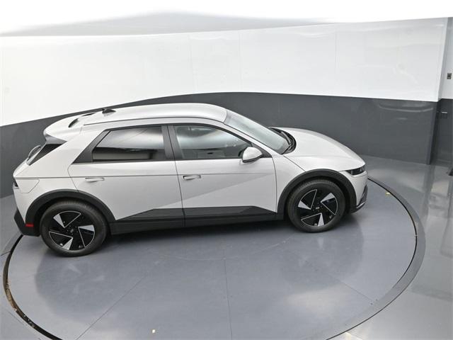 2025 Hyundai Ioniq 5 SE photo 28