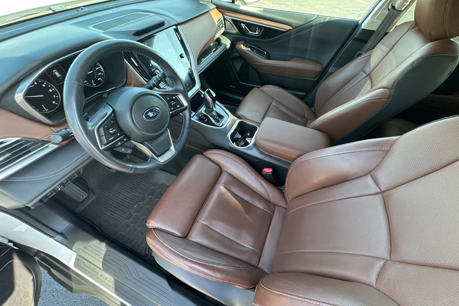 2022 Subaru Outback Touring photo 9