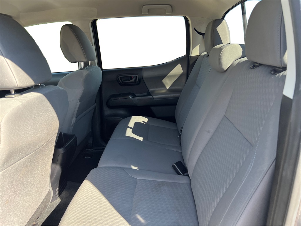 2021 Toyota Tacoma SR5 photo 10
