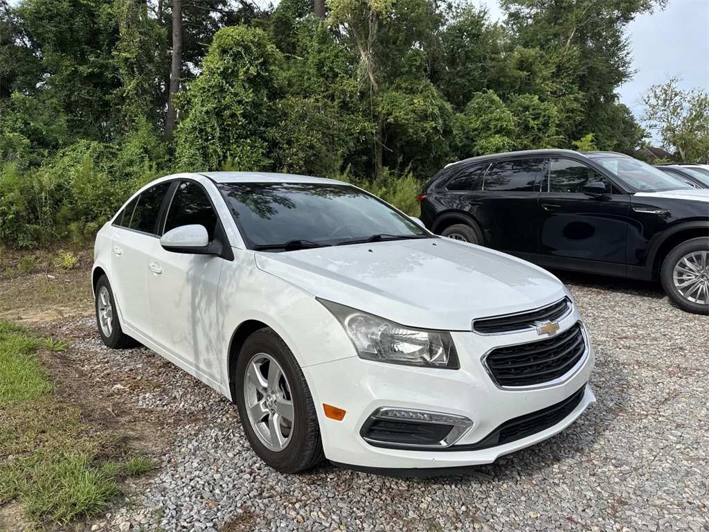 2016 Chevrolet Cruze photo 3