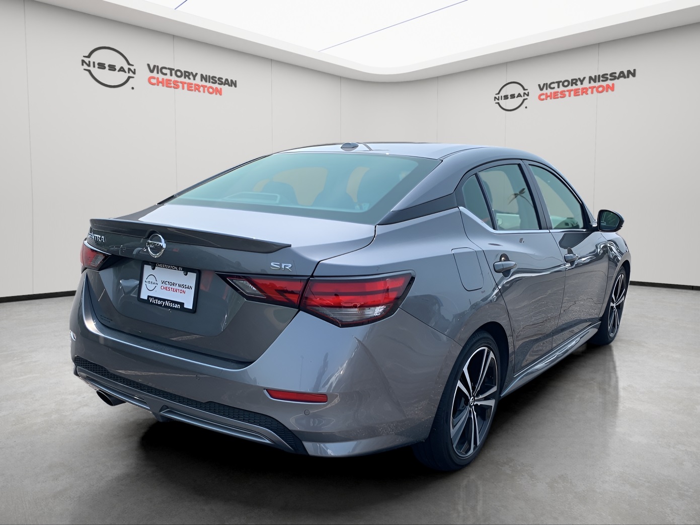 2023 Nissan Sentra SR photo 4