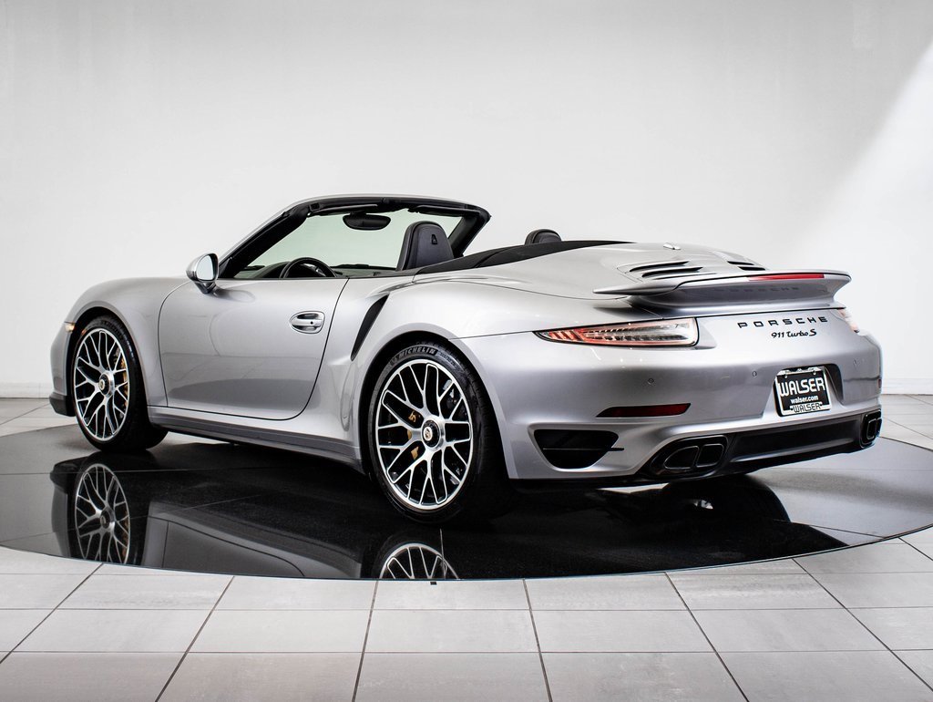 2016 Porsche 911 Turbo S photo 4