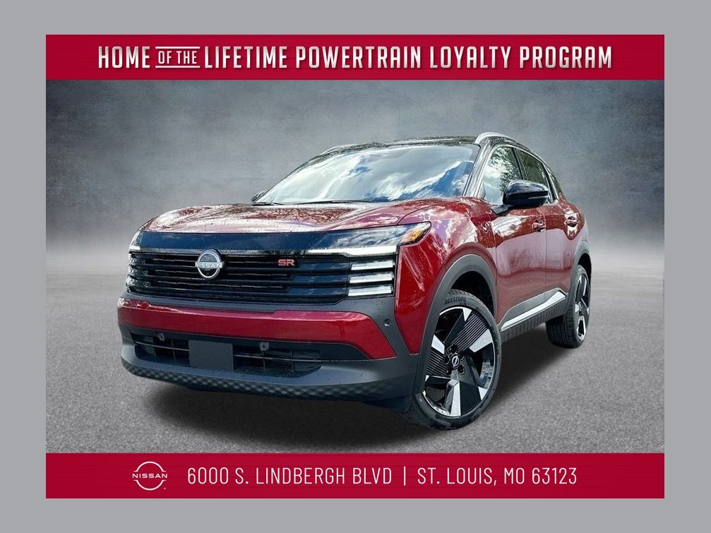 2025 Nissan Kicks SR AWD's photo