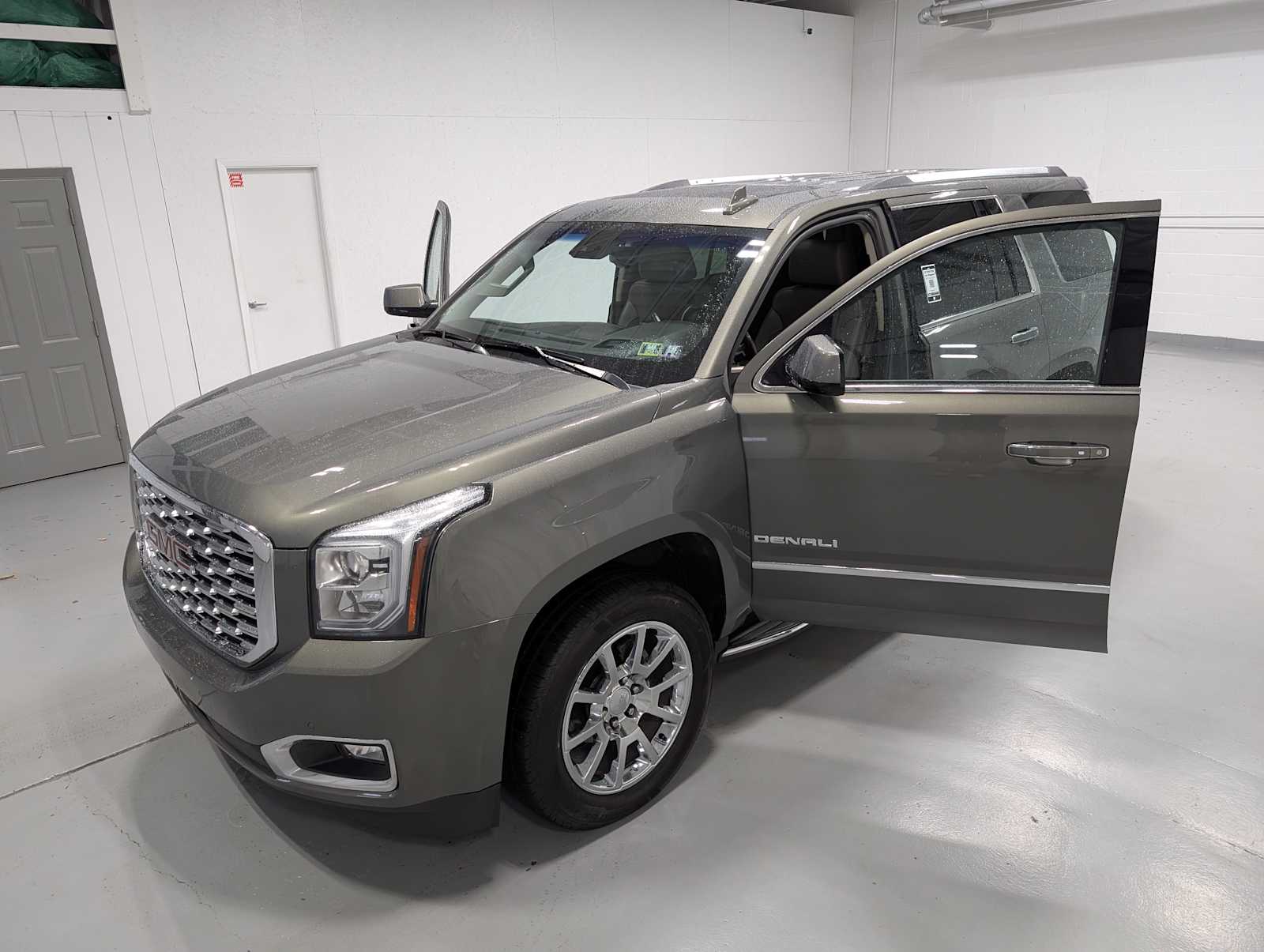 2018 Gmc Yukon Denali photo 15