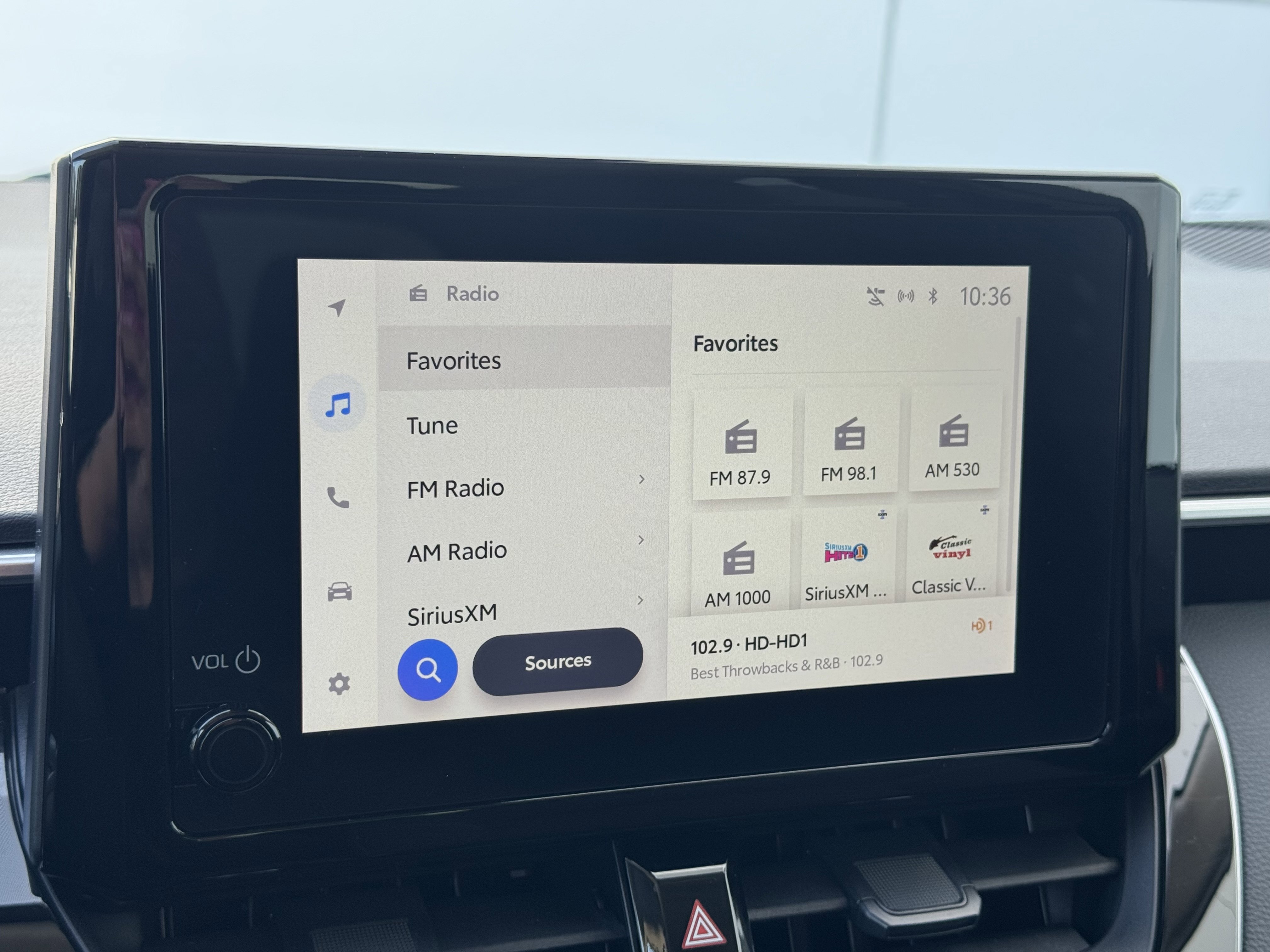 2023 Toyota Corolla Hybrid LE photo 11