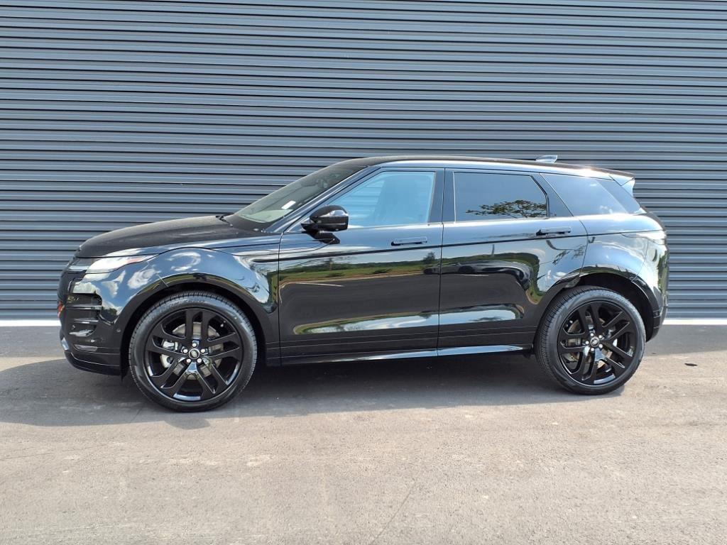 2024 Land Rover Range Rover Evoque Dynamic SE photo 2
