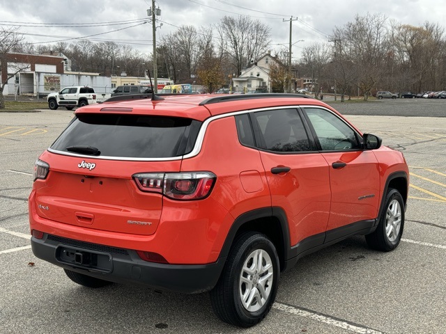 2021 Jeep Compass Sport photo 2