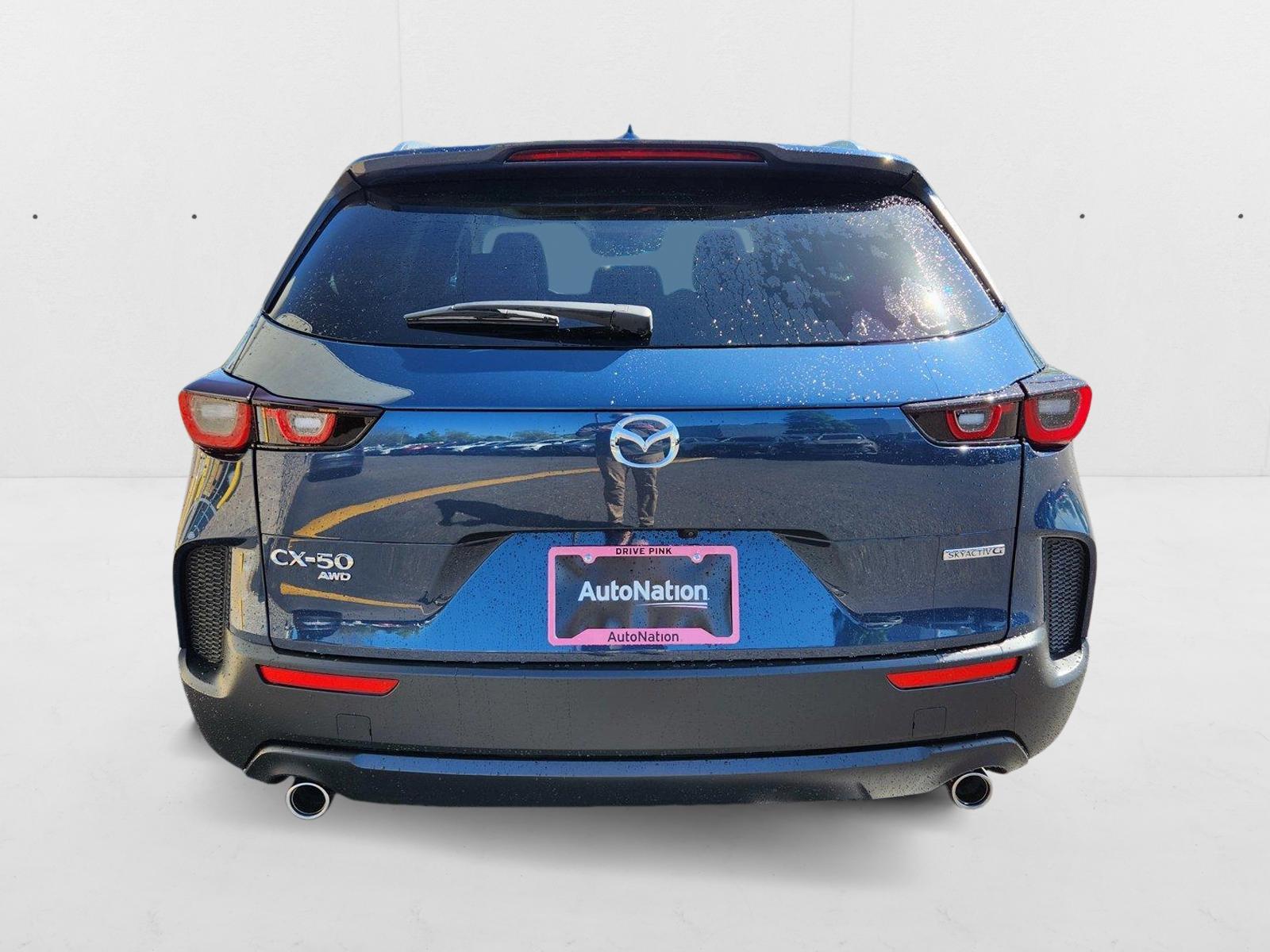 2025 Mazda CX-50 2.5 S Premium photo 4