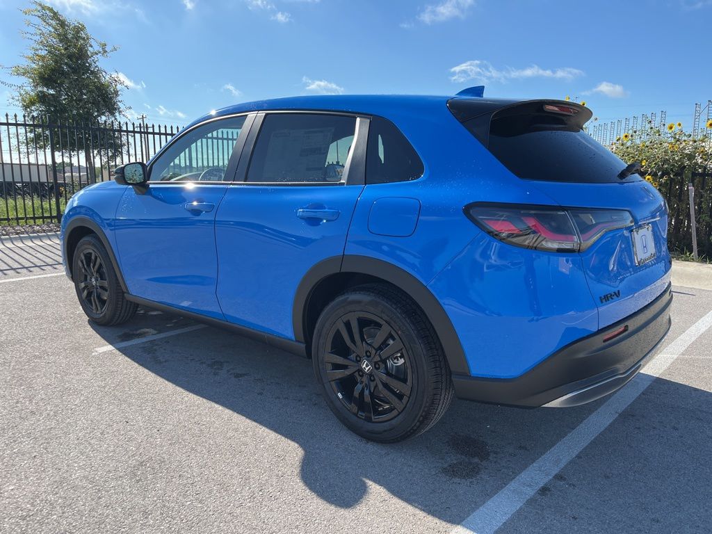 2026 Honda HR-V Sport photo 4