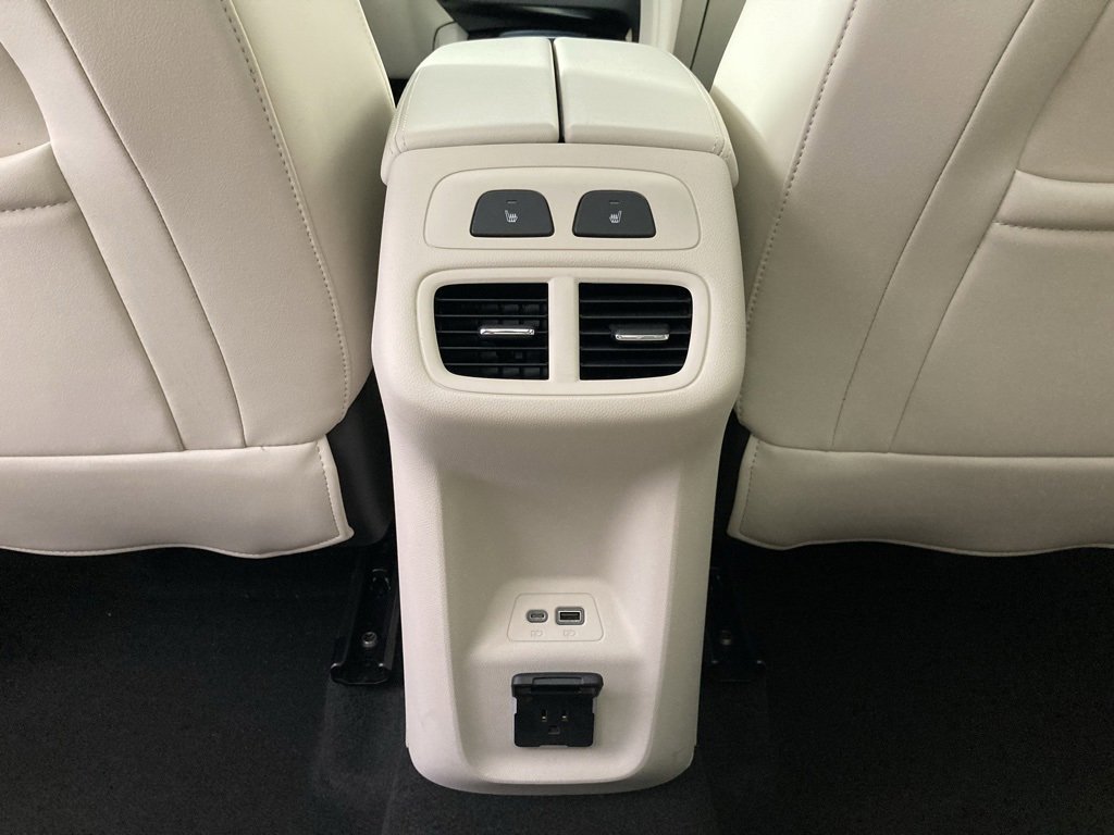 2022 Buick Envision Avenir photo 7
